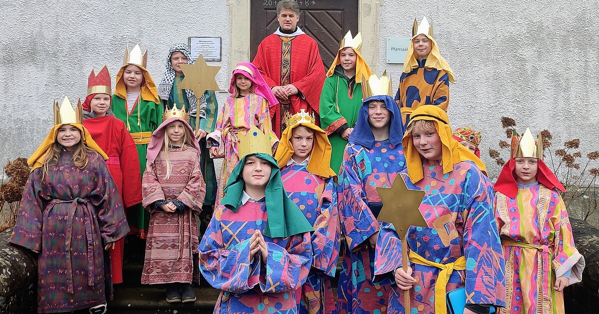 Festliche Aussendung Der Sternsinger In Marienstatt